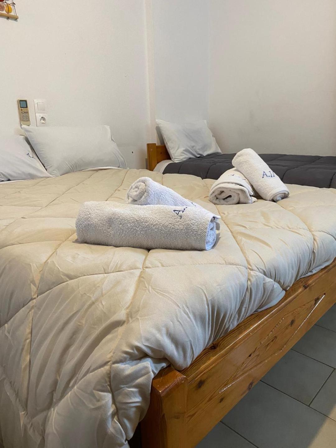 Alexandra Studios Néos Pírgos Eksteriør billede
